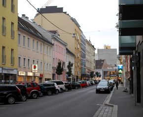 Bismarckstraße, Blick Richtung Westen zur Landstraße