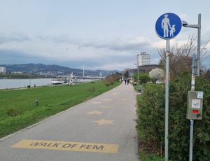 Walk of Fem am der Donaulände