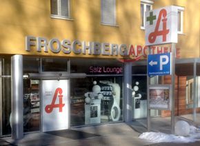 Die Froschberg-Apotheke an der Ziegeleistraße