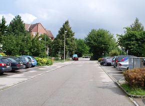 Albert-Schöpf-Straße, im südlichen Abschnitt, Blick Richtung Nordosten