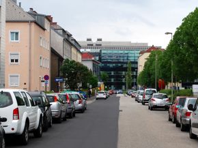 Fichtenstraße, Blick Richtung Südwesten, im Hintergrund das WIFI