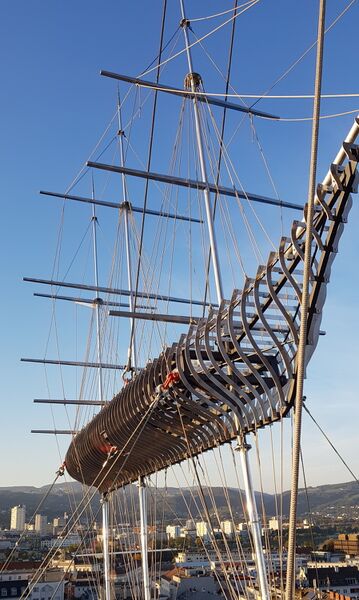 Datei:Flying Ship.jpg