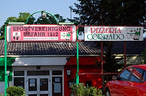 Noch unter dem alten Namen: Pizzeria Corrado, beim SV Urfahr, Ferihumerstraße