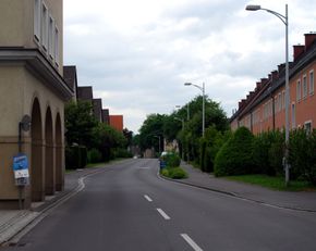 Spallerhofstraße, Blick von der Glimpfingerstraße Richtung Nordwesten