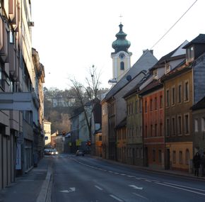Kapuzinerstraße als Teil der B 139 Kremstal Straße