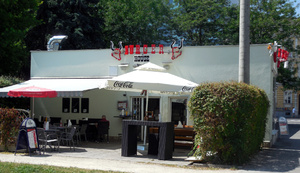 Das ehemalige Restaurant Burger House am Hessenplatz, im gleichen Gebäude wie jetzt das NUZ