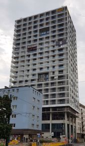Lux-Tower von Südosten gesehen (2018)