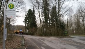 Abzweigung des Auergütlwegs (links) von der Mönchgrabenstraße
