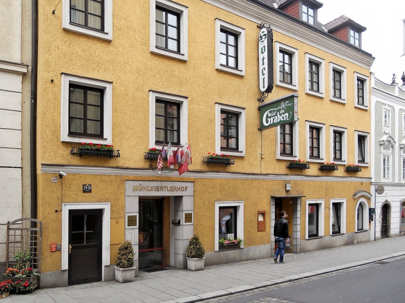 Datei:Hotel Mühlviertlerhof von Otmar Helmlinger.jpg