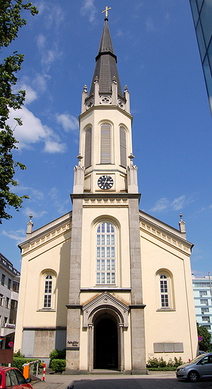 Martin-Luther-Kirche, an der Landstraße