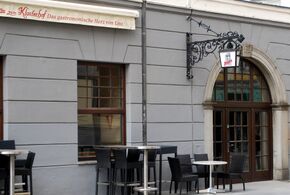 Bar Stieglitz, im Klosterhof an der Landstraße
