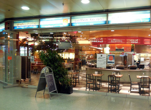 Selbstbedienungs-Restaurant Drehscheibe im Hauptbahnhof