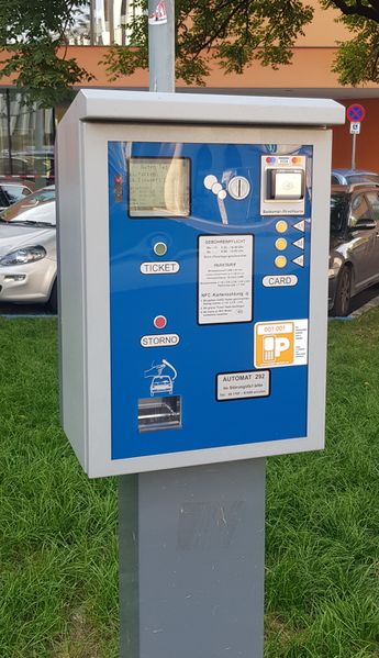 Datei:Parkscheinautomat Linz 2020.jpg