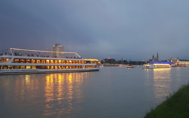 Datei:Donau in Flammen 2019 Vorbereitung.jpg