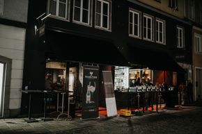 Haschka Weinbar an der Klosterstraße