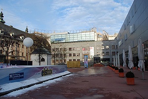 OK-Platz, im Hintergrund (Bildmitte) das Offene Kulturhaus
