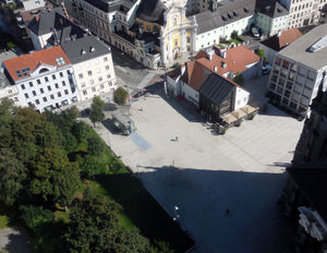 Domplatz, vom Turm des Mariendoms gesehen