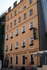 Hotel Goldener Adler, an der Hauptstraße in Alt-Urfahr