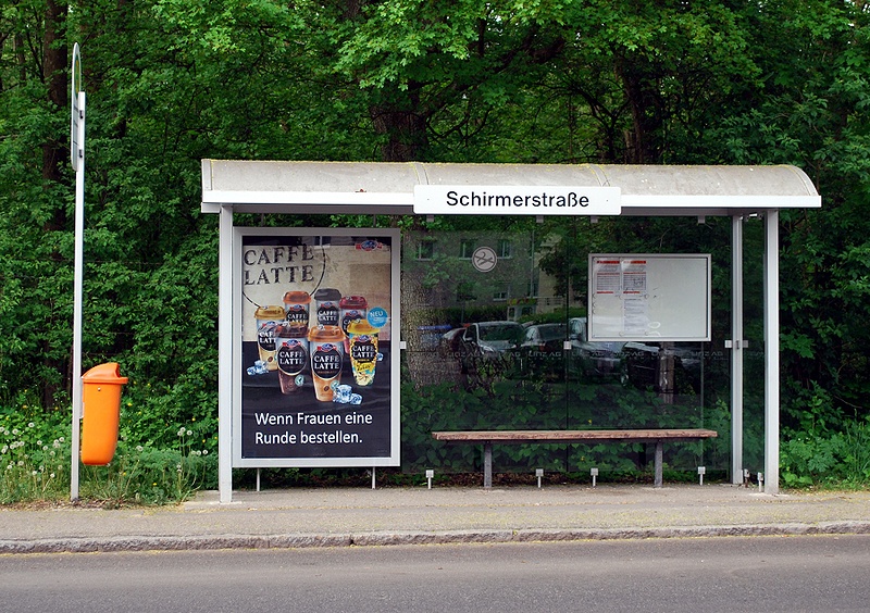 Datei:Haltestelle Schirmerstraße.jpg