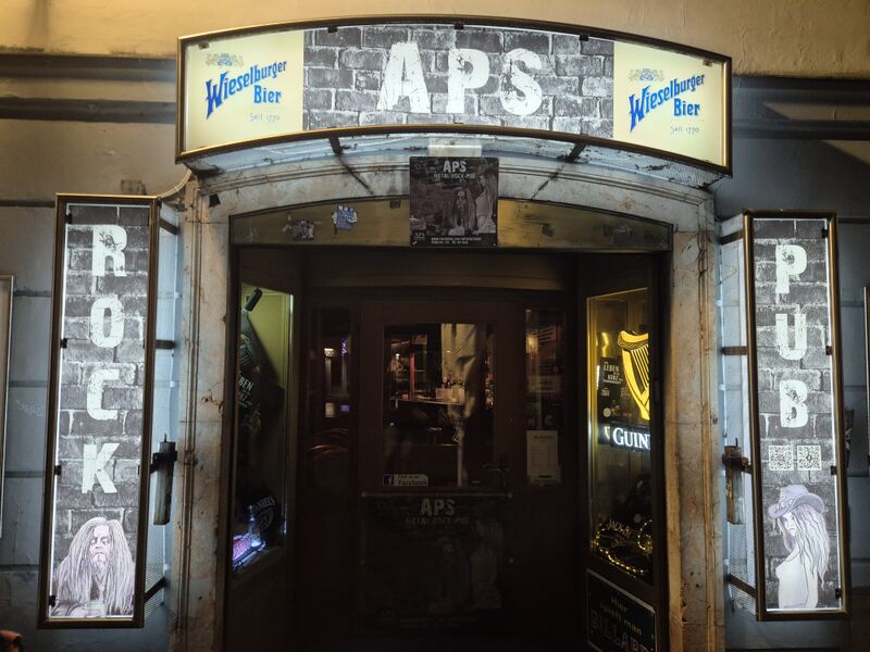 Datei:Aps-rockpub.jpg
