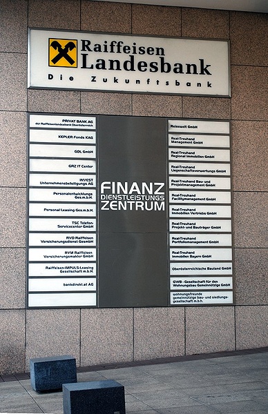 Datei:Finanzdienstleistungszentrum Unternehmensliste.jpg
