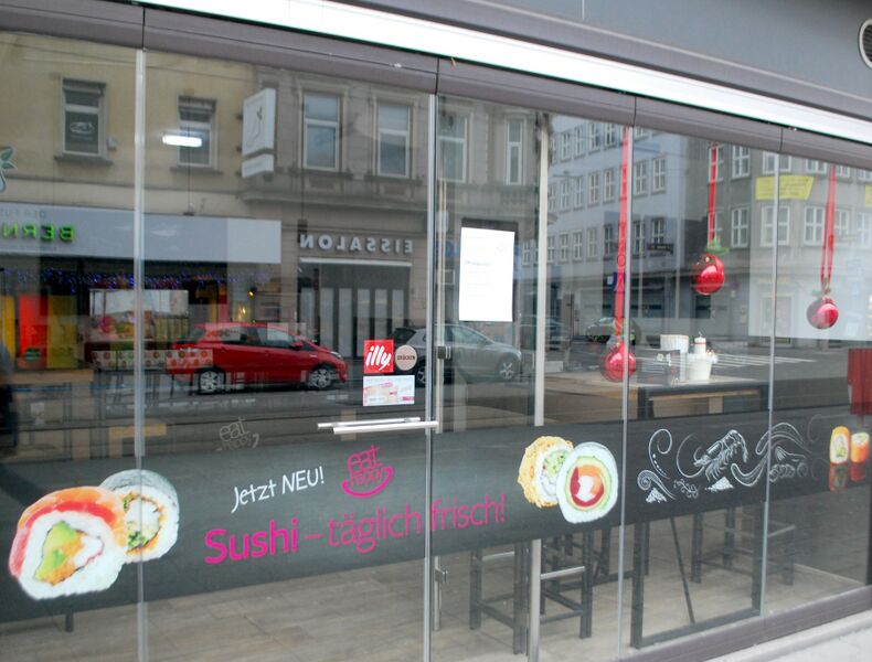 Datei:Eat Happy Sushi.jpg