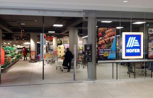 Hofer-Filiale im Einkaufszentrum Linzerie