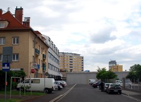 Dierzerstraße, Blick von der Poschacherstraße Richtung Norden