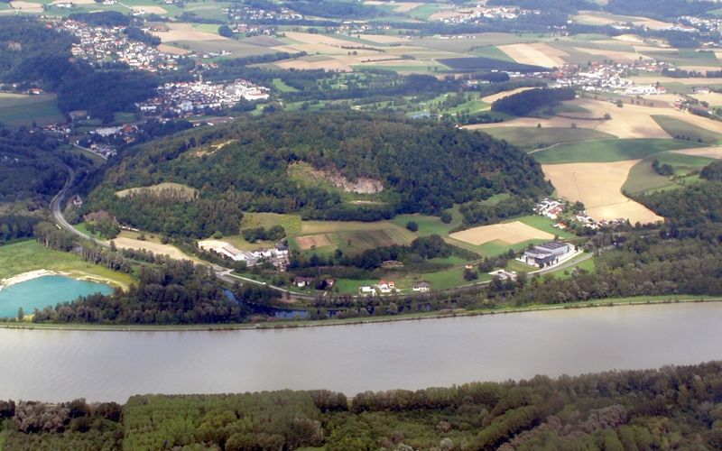 Datei:Luftenberg an der Donau.jpg