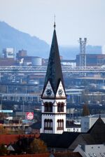Vorschaubild für Datei:Turm Herz-Jesu-Kirche.jpg
