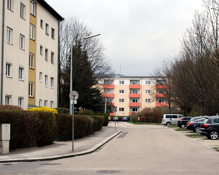 Datei:Baumgärtelstraße.jpg