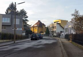 Schultestraße, Blick von der Hanriederstraße Richtung Westen